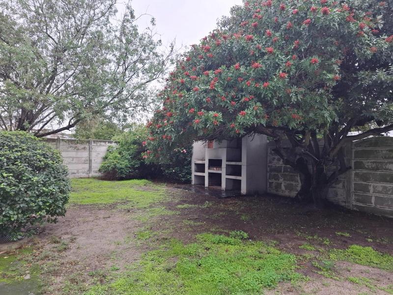 4 Bedroom Property for Sale in Parow North Western Cape